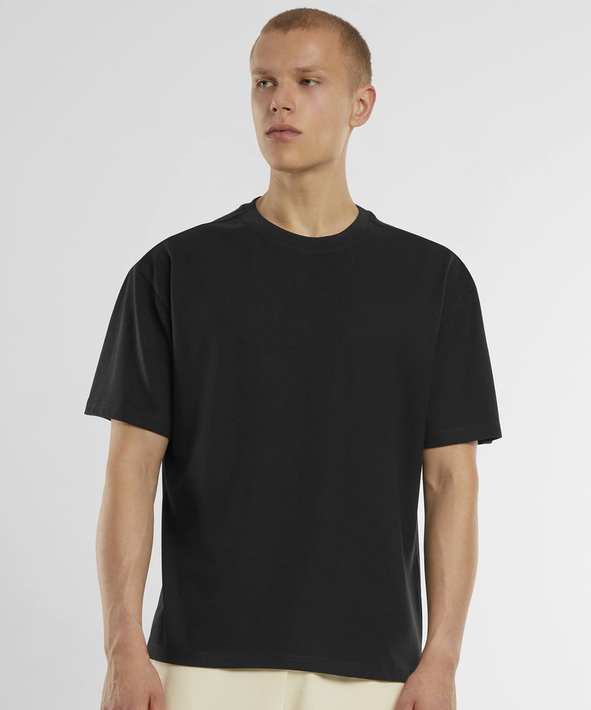 NM003 Boxed Fit Tee - Black – Bild 2